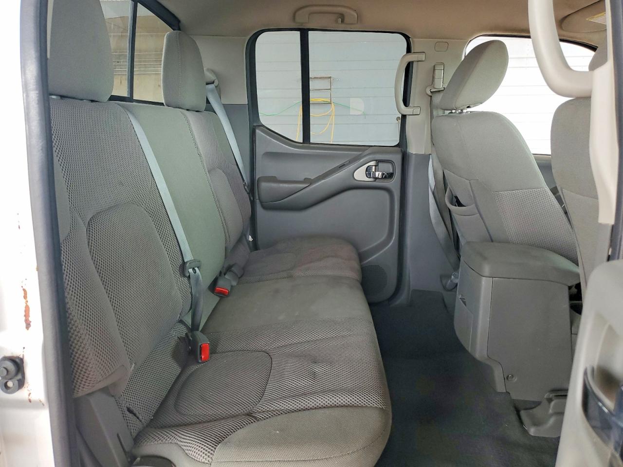 2019 NISSAN FRONTIER SV photo 28