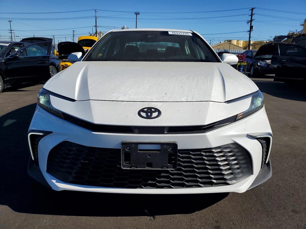 2025 TOYOTA CAMRY SE photo 9