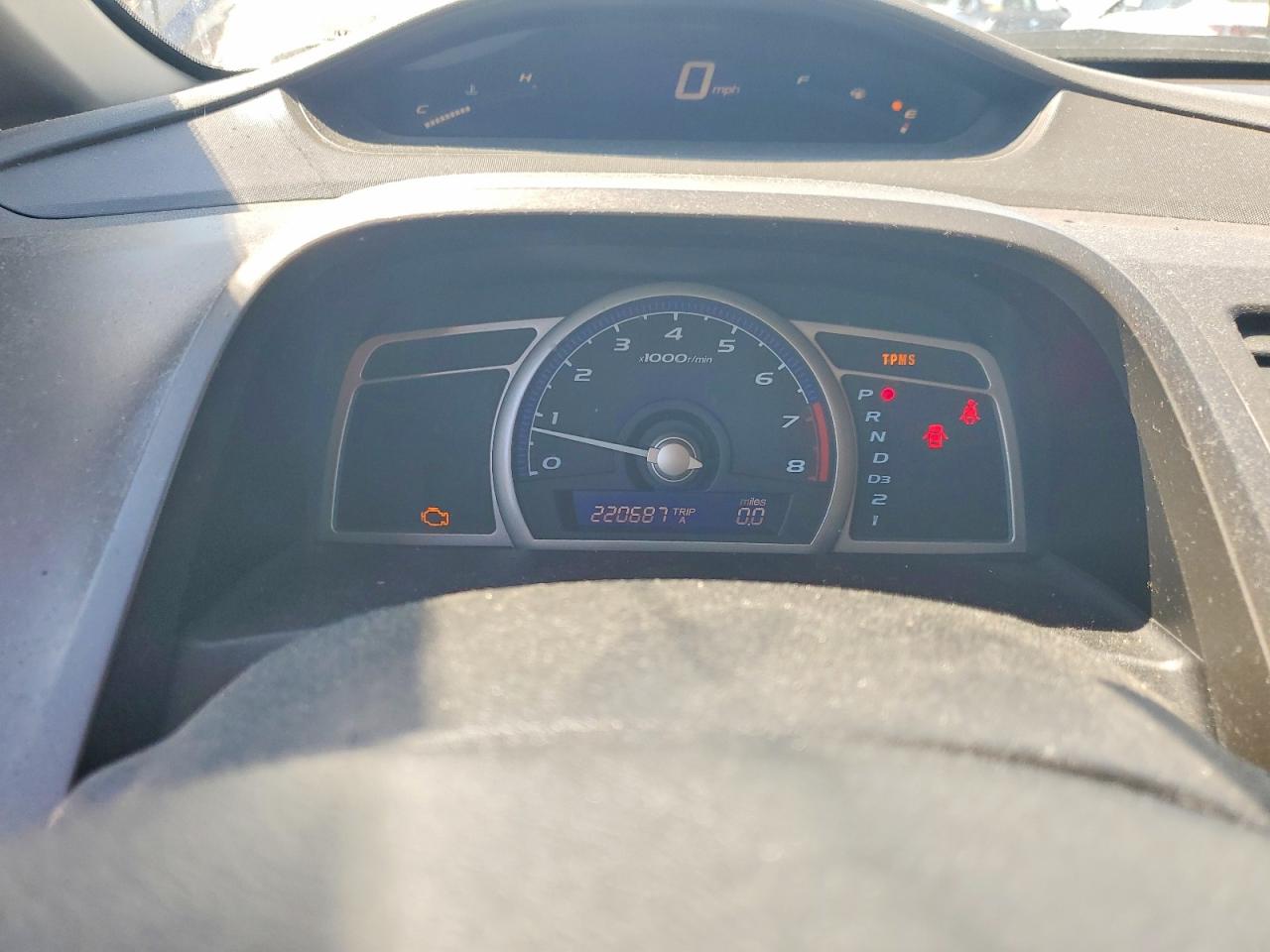 2011 HONDA CIVIC VP photo 9