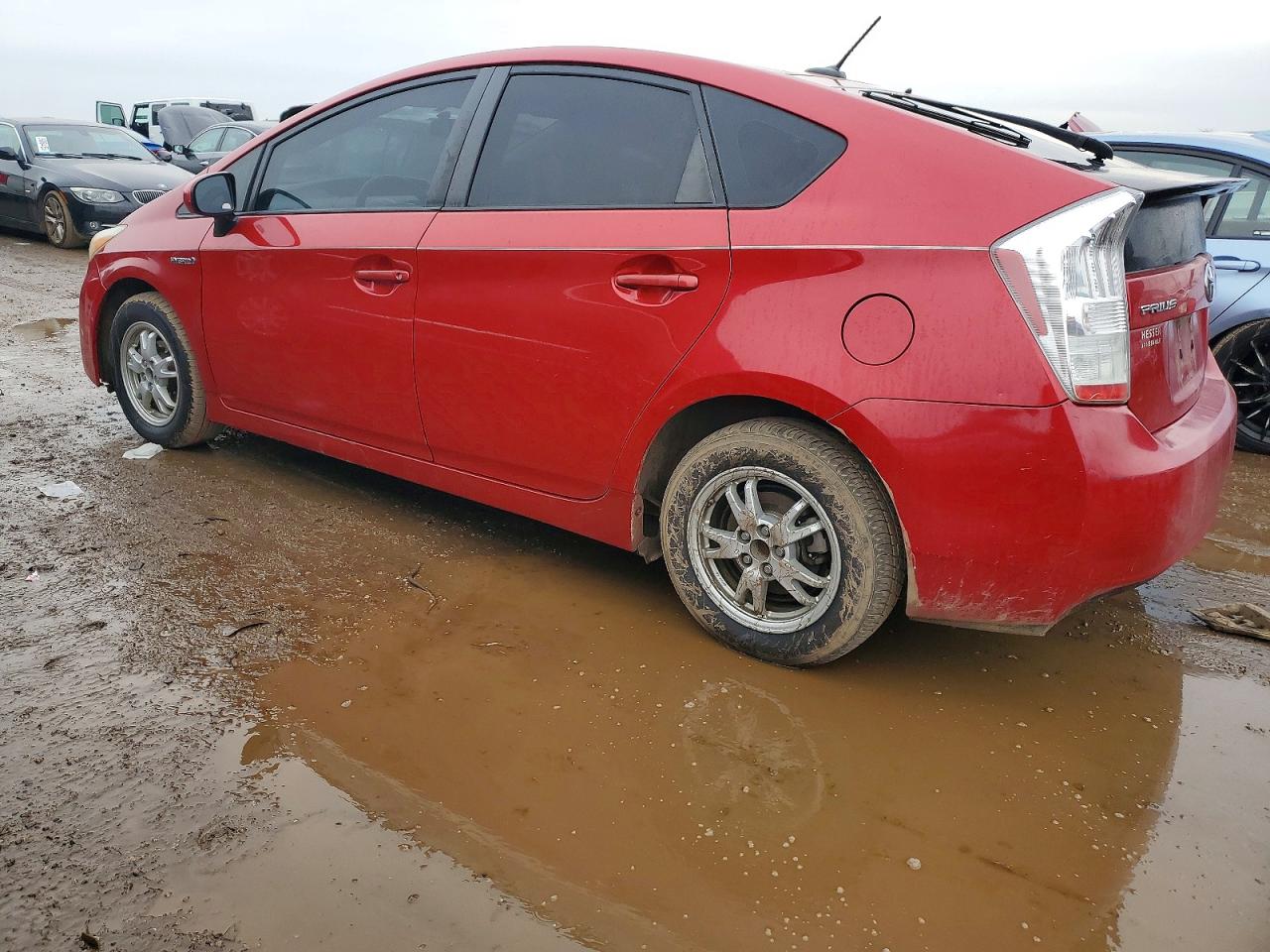 2011 TOYOTA PRIUS photo 2