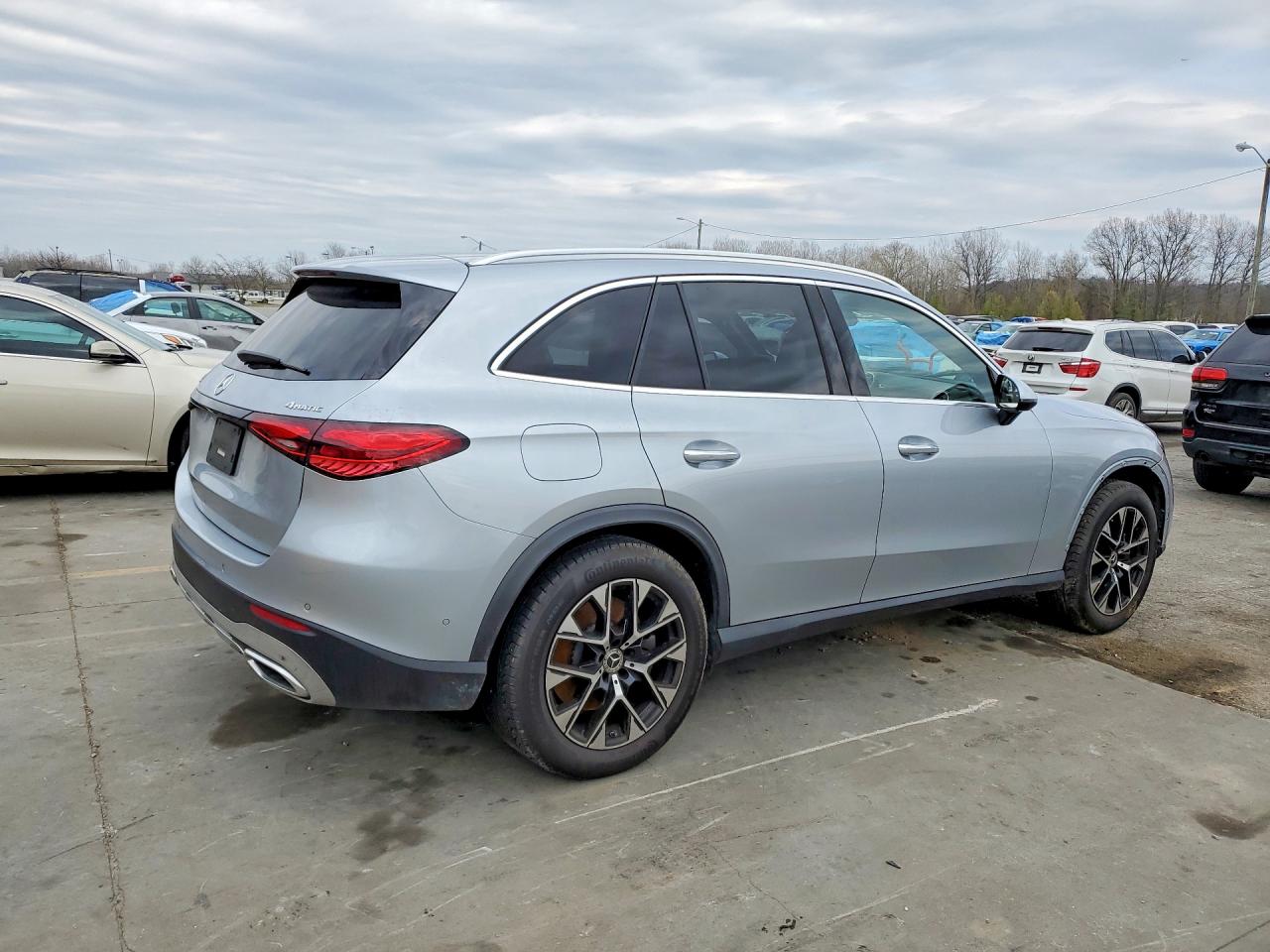 2025 MERCEDES-BENZ GLC 350E photo 7