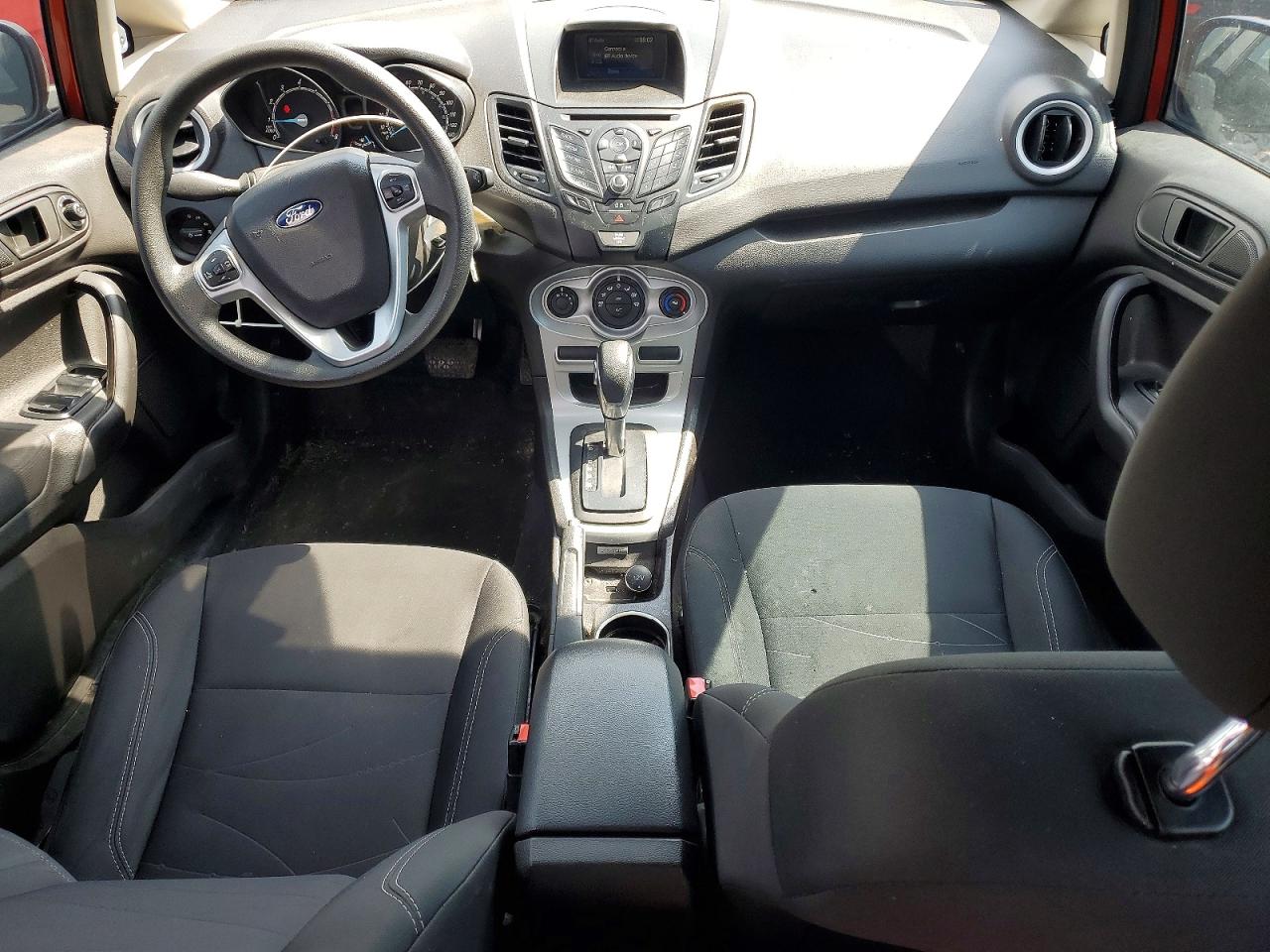 2019 FORD FIESTA SE photo 15