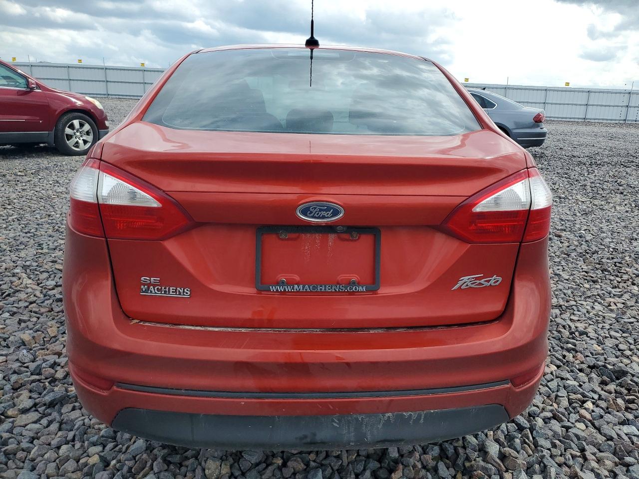 2019 FORD FIESTA SE photo 11