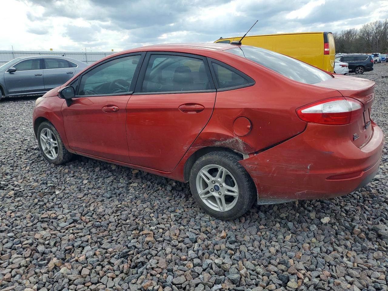 2019 FORD FIESTA SE photo 3