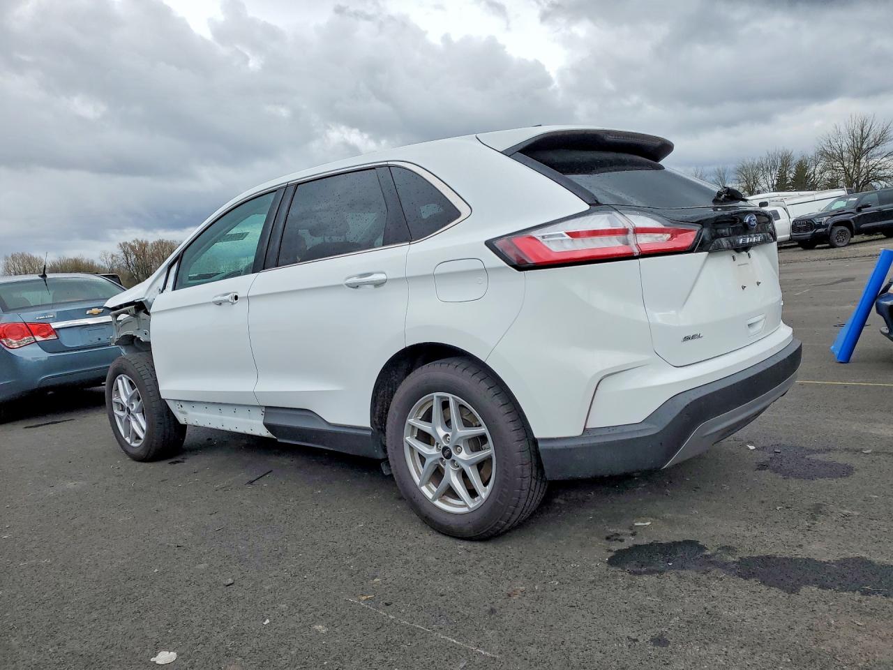 2024 FORD EDGE SEL photo 4
