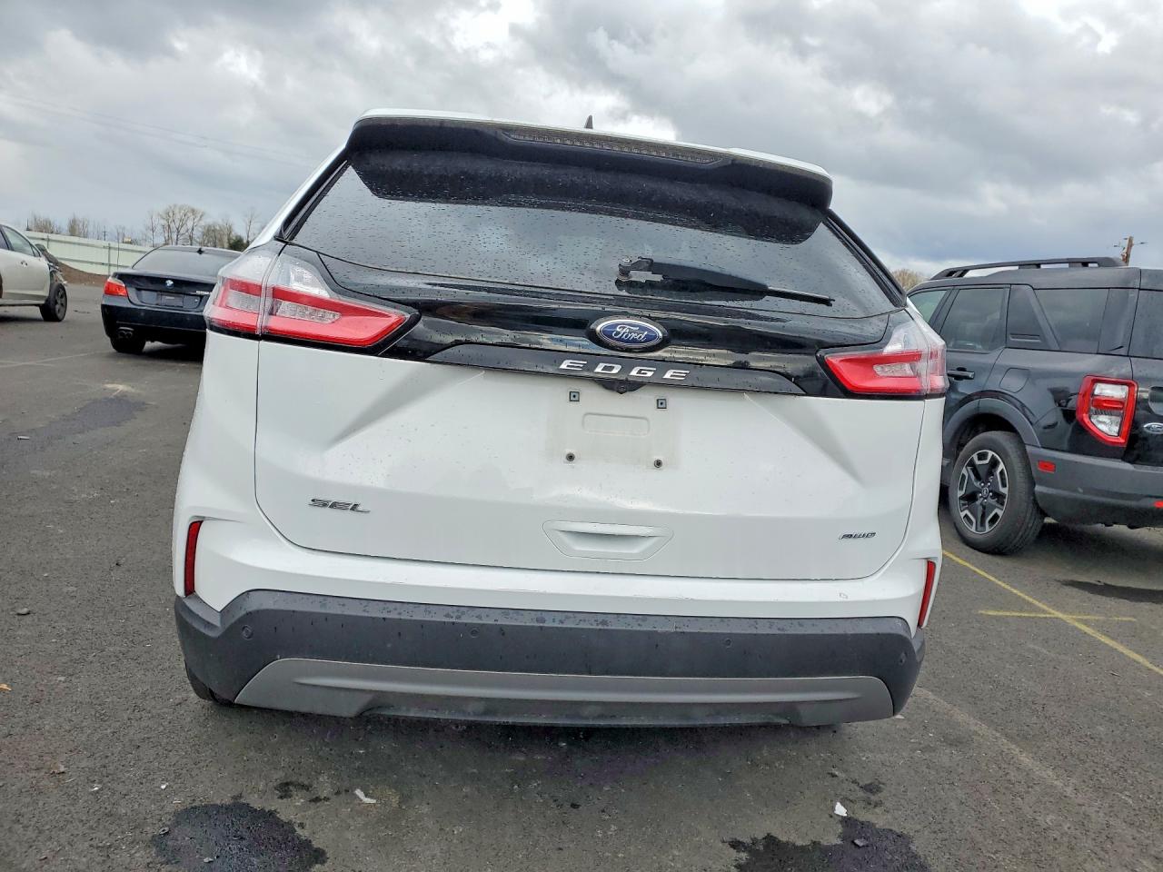 2024 FORD EDGE SEL photo 16