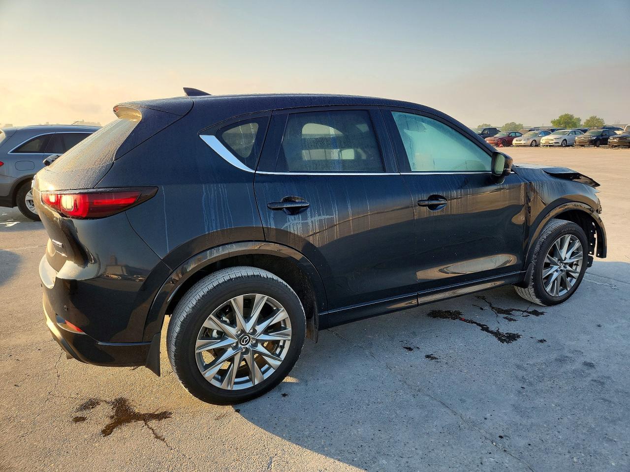 2025 MAZDA CX-5 photo 3
