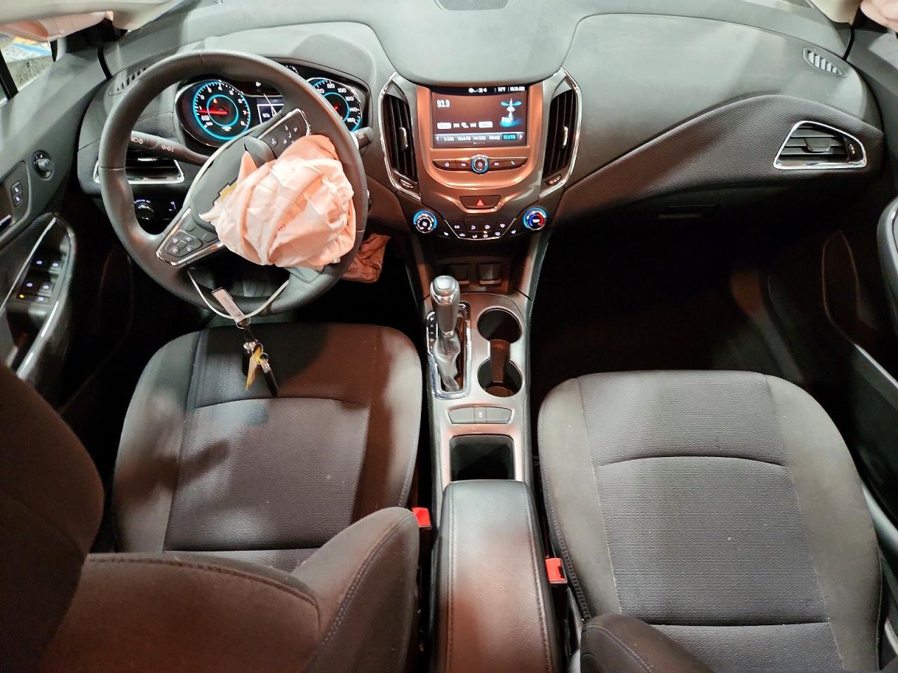 2017 CHEVROLET CRUZE LT photo 15