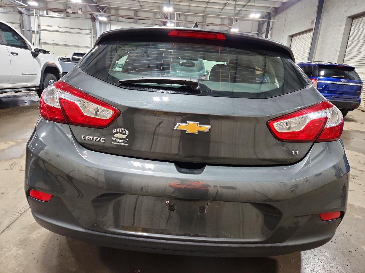 2017 CHEVROLET CRUZE LT photo 11