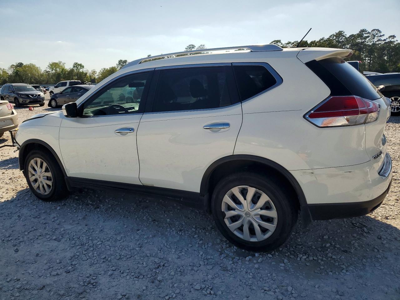 2016 NISSAN ROGUE S photo 3