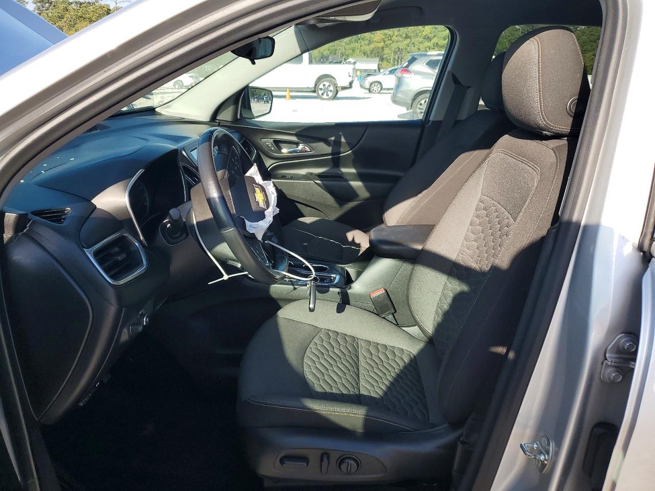 2018 CHEVROLET EQUINOX LT photo 13