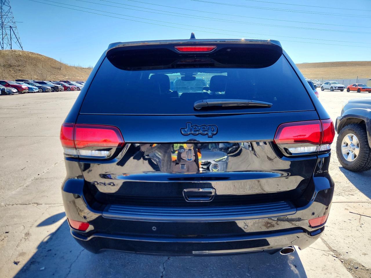 2019 JEEP GRAND CHEROKEE LAREDO photo 11