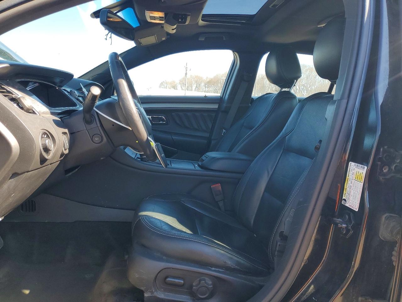 2015 FORD TAURUS SEL photo 7
