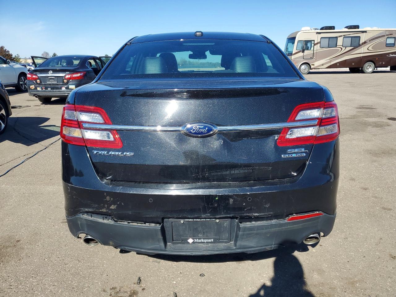 2015 FORD TAURUS SEL photo 6