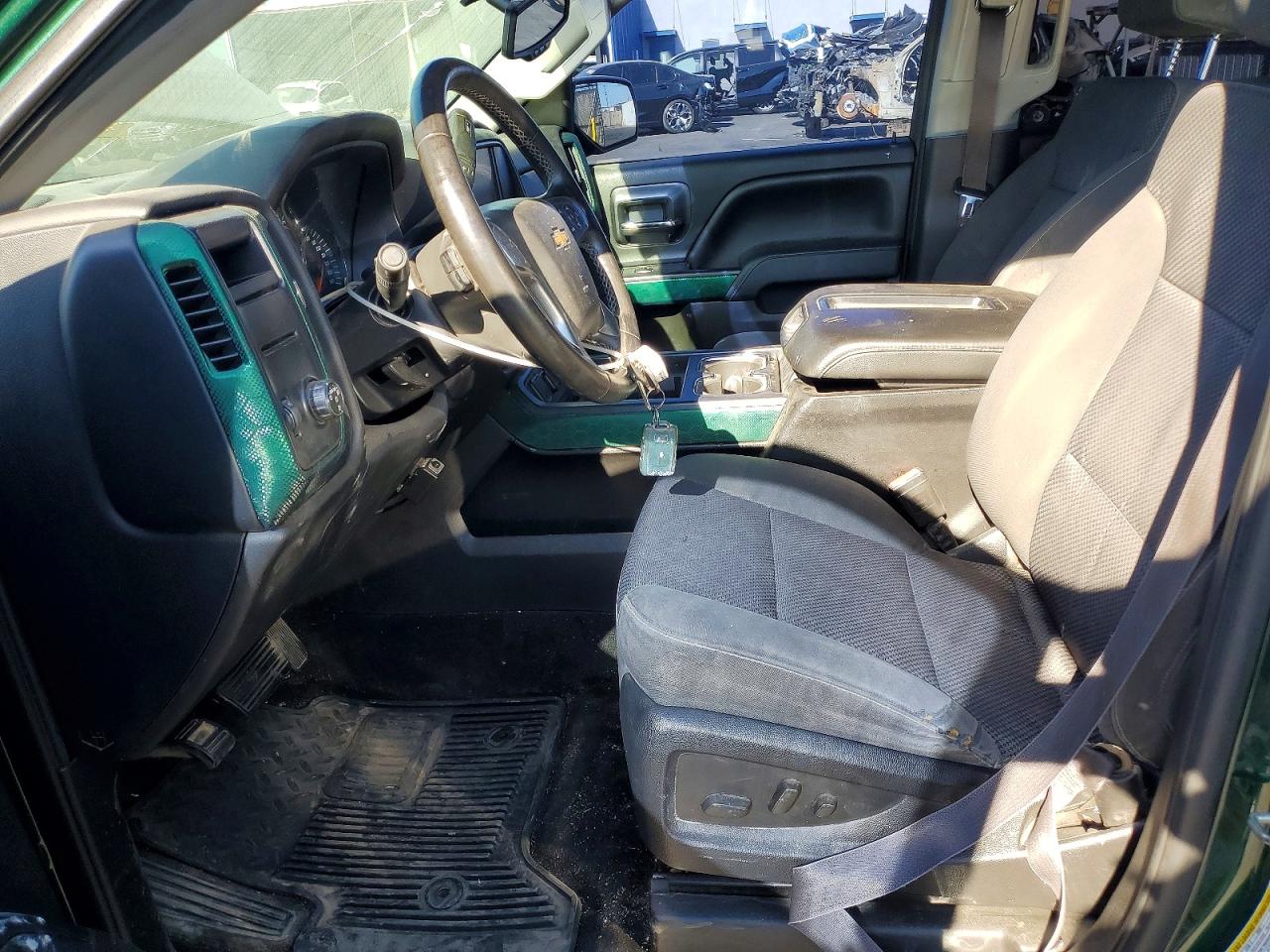 2015 CHEVROLET SILVERADO C1500 LT photo 7