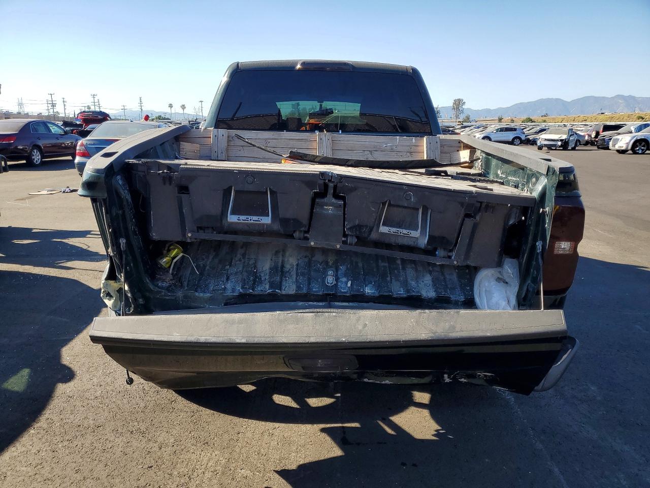 2015 CHEVROLET SILVERADO C1500 LT photo 6