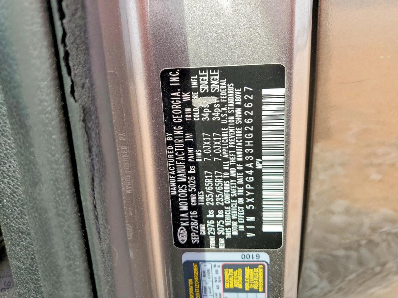 2017 KIA SORENTO L photo 25