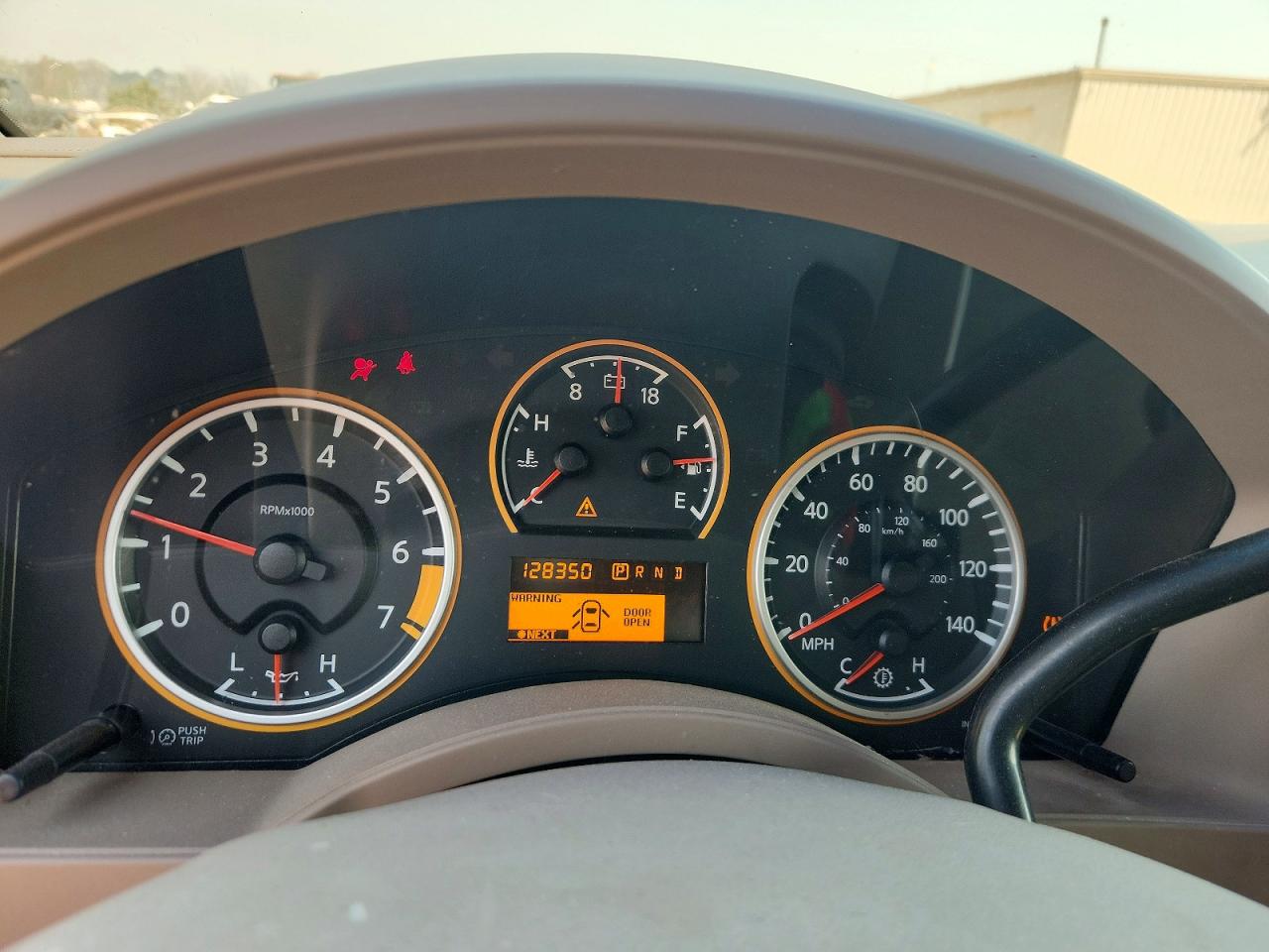 2011 NISSAN TITAN S photo 25