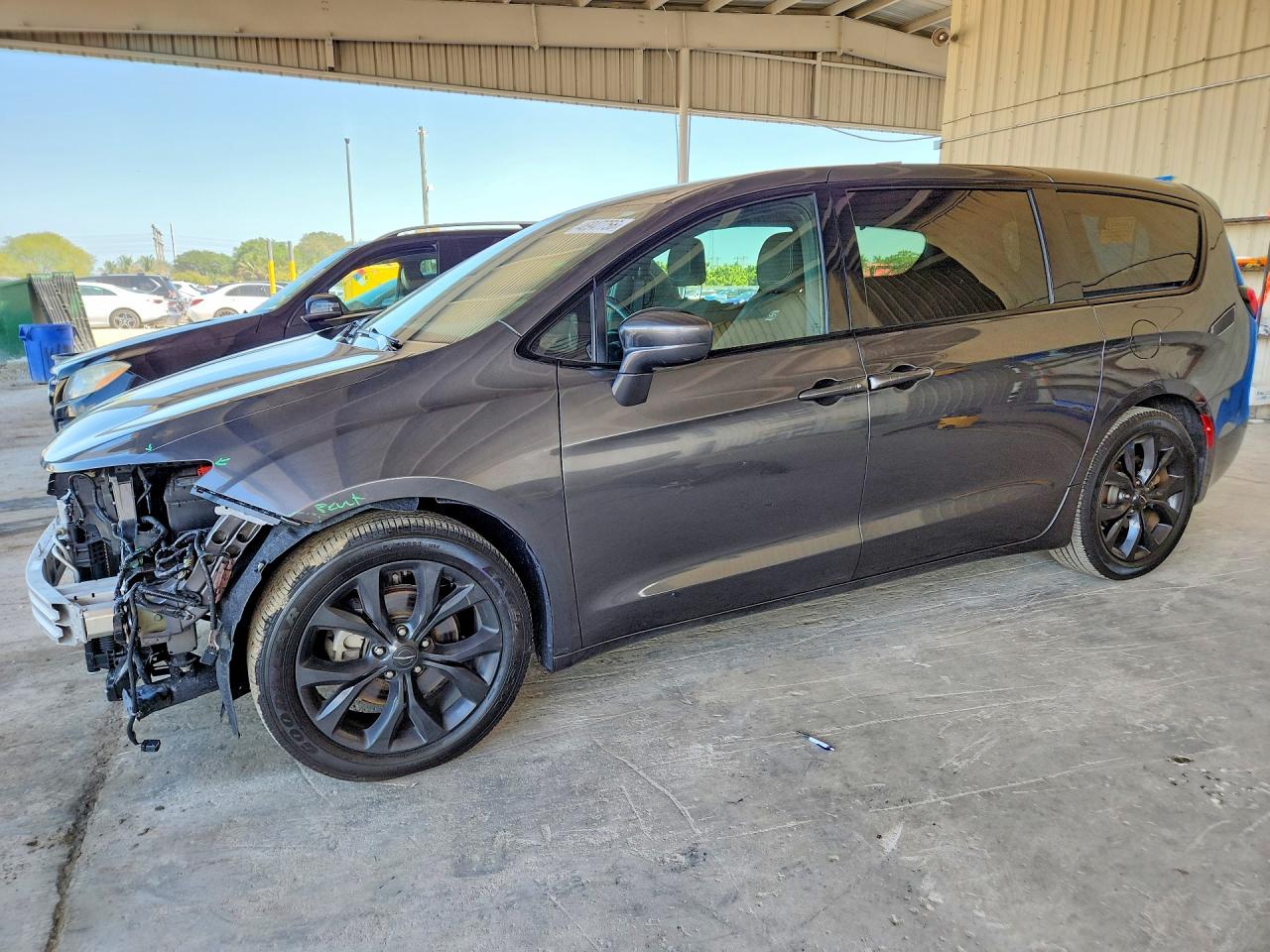 2019 CHRYSLER PACIFICA