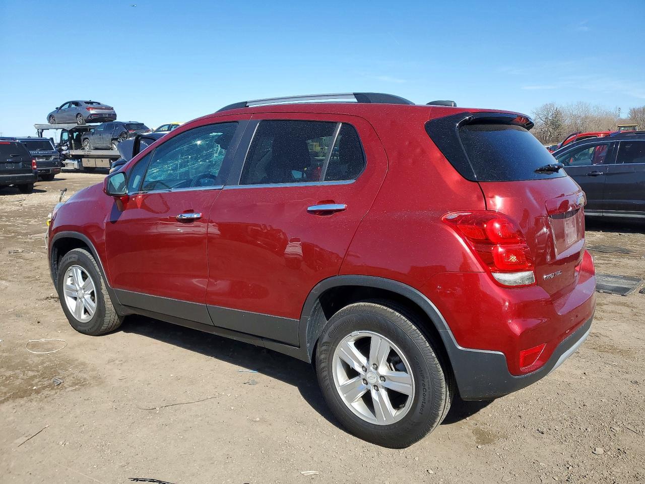 2019 CHEVROLET TRAX 1LT photo 2