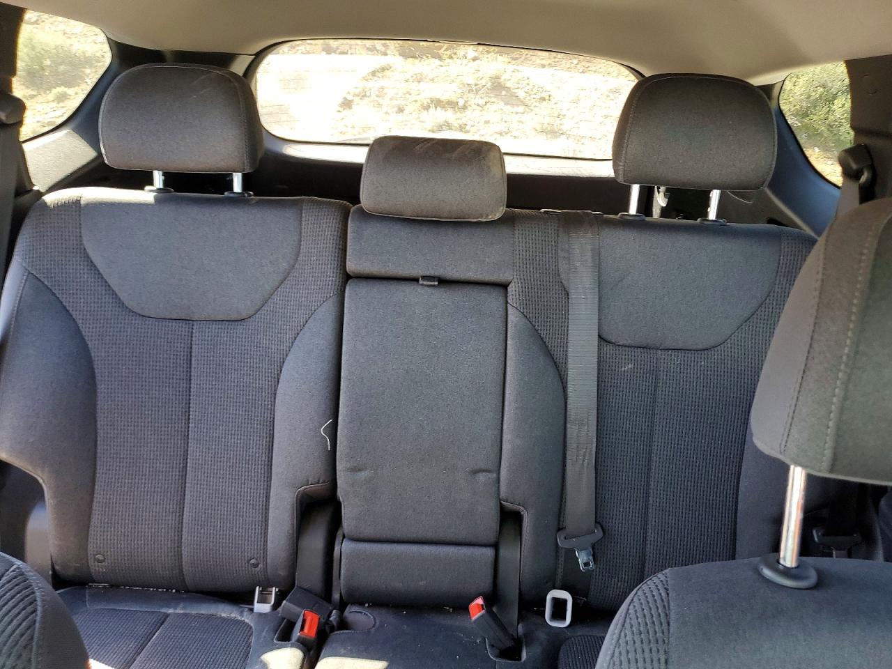 2019 HYUNDAI SANTA FE SE 2.4L photo 10