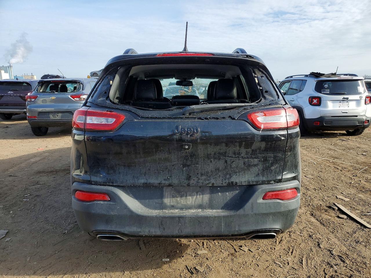 2018 JEEP CHEROKEE LATITUDE photo 6