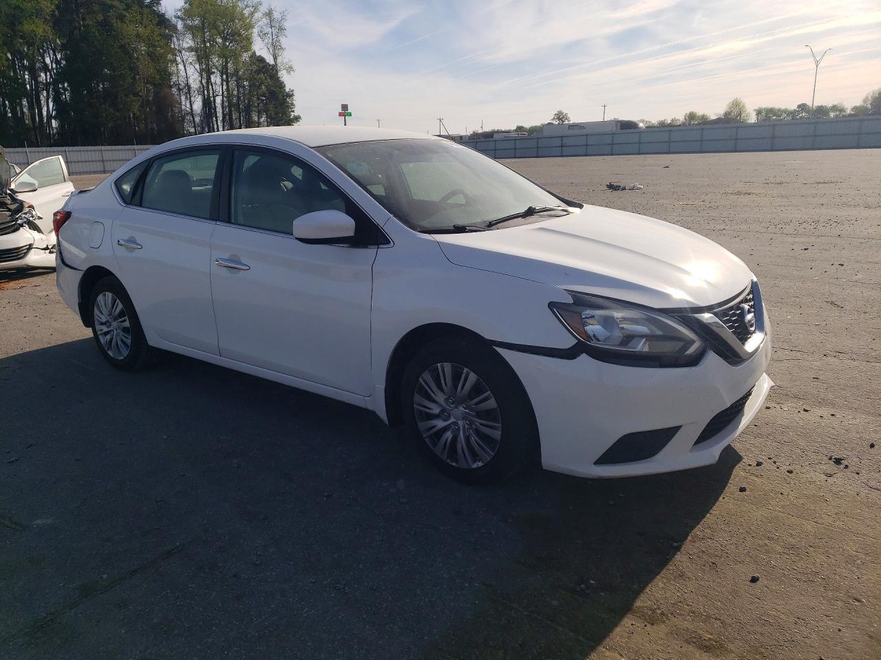 2017 NISSAN SENTRA S photo 4