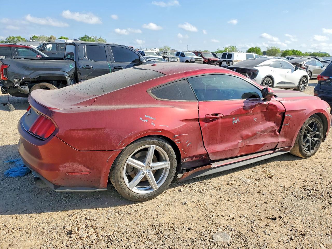 2015 FORD MUSTANG photo 5