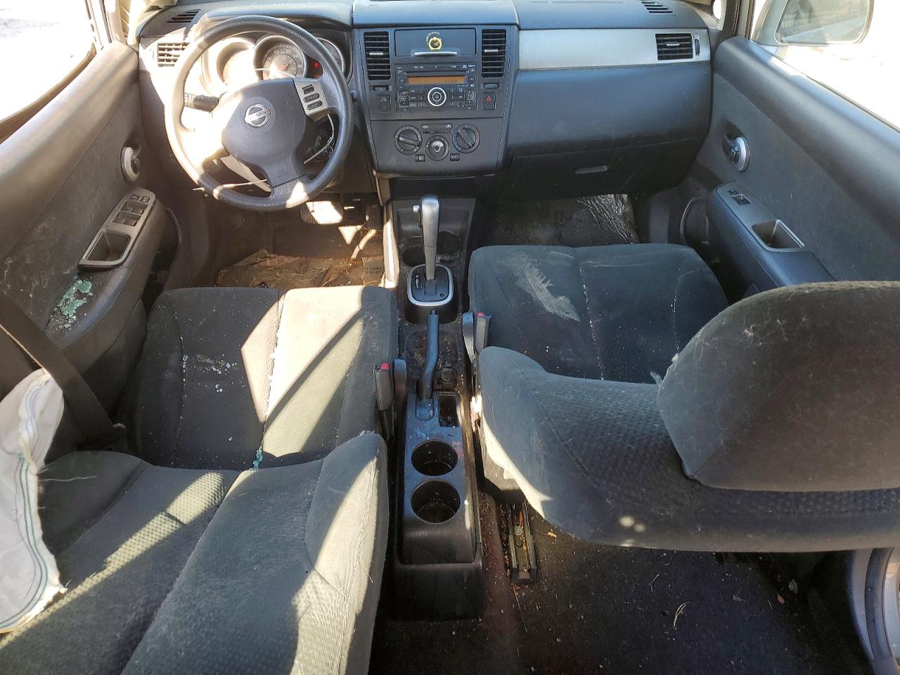 2011 NISSAN VERSA 1.8 S photo 8