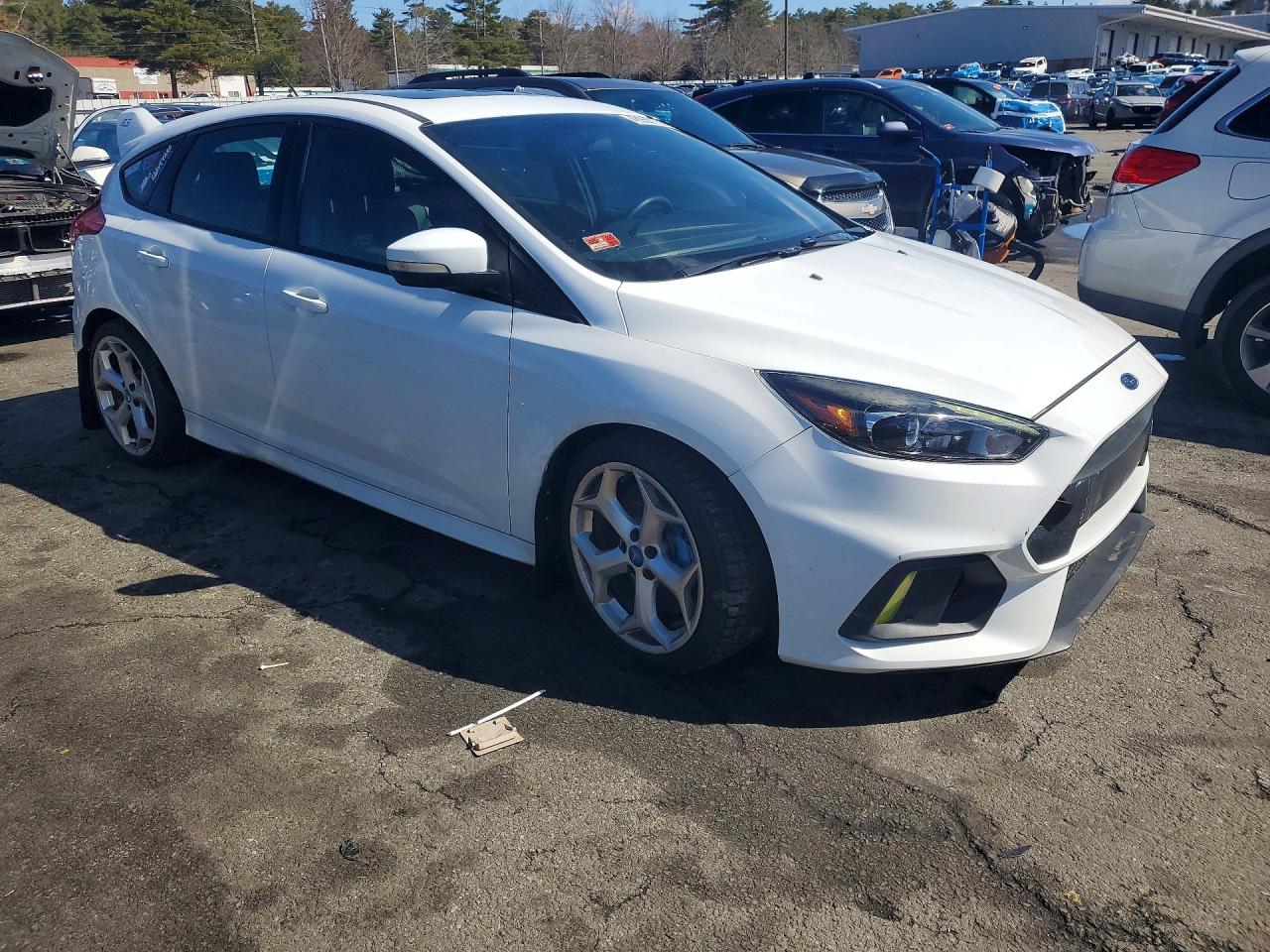 2017 FORD FOCUS RS photo 7