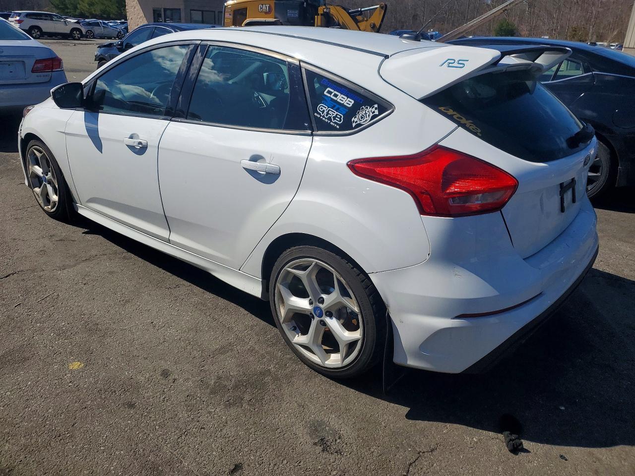 2017 FORD FOCUS RS photo 3