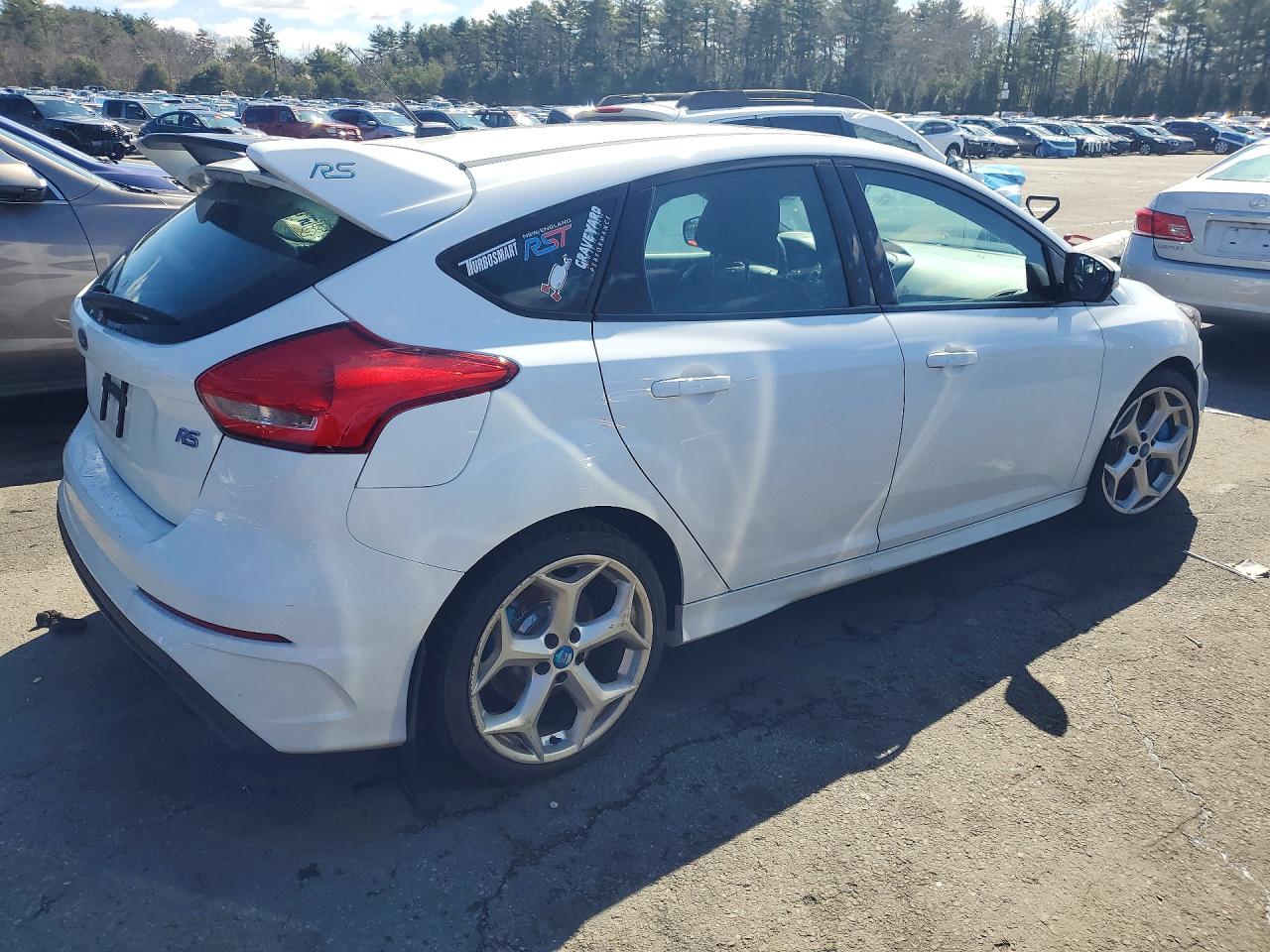 2017 FORD FOCUS RS photo 5