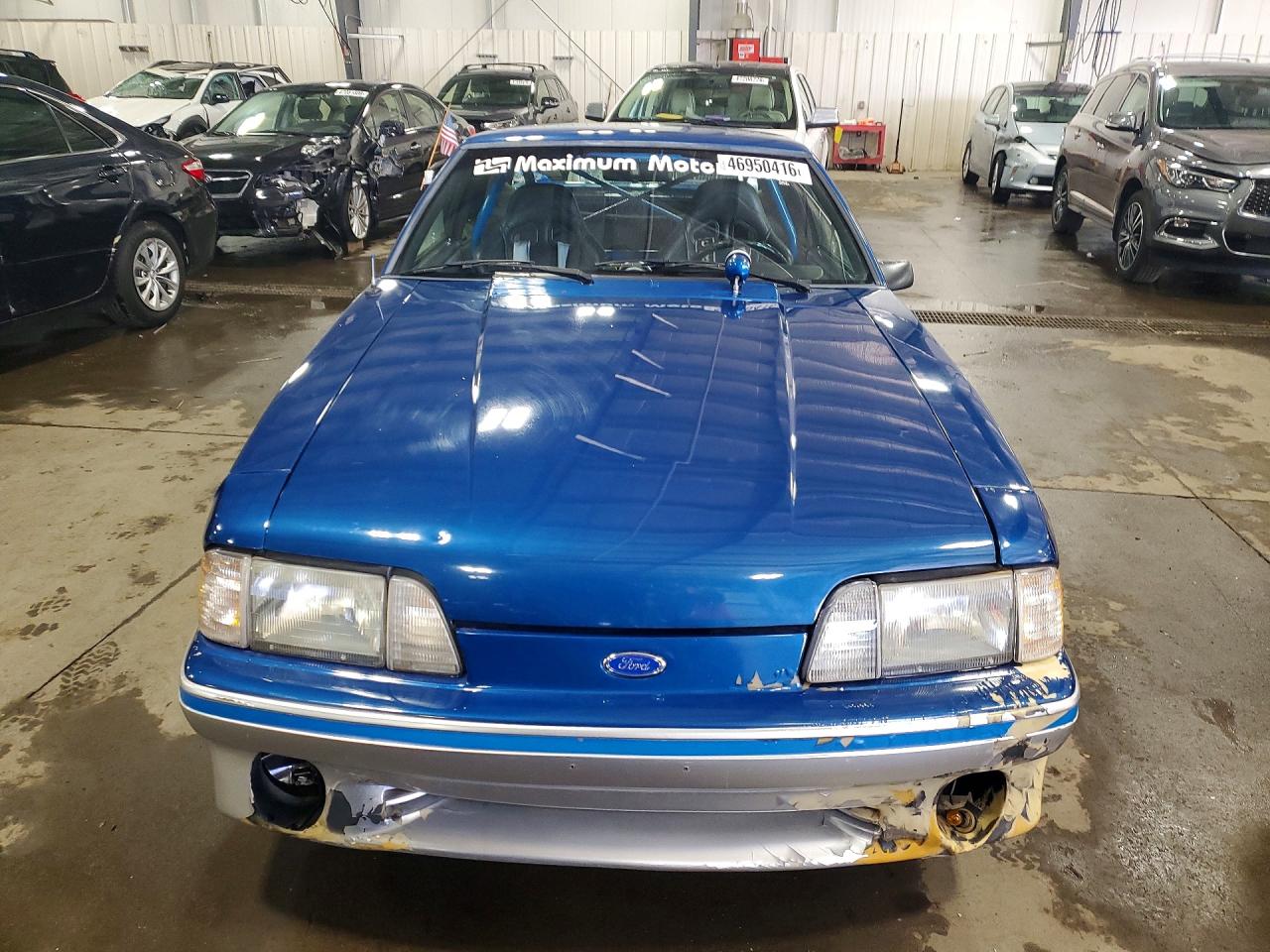 1992 FORD MUSTANG GT photo 9