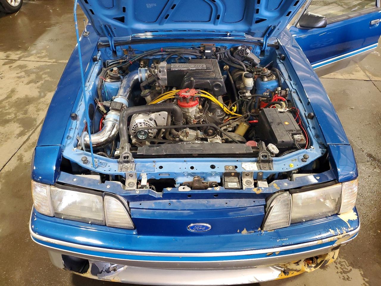 1992 FORD MUSTANG GT photo 21