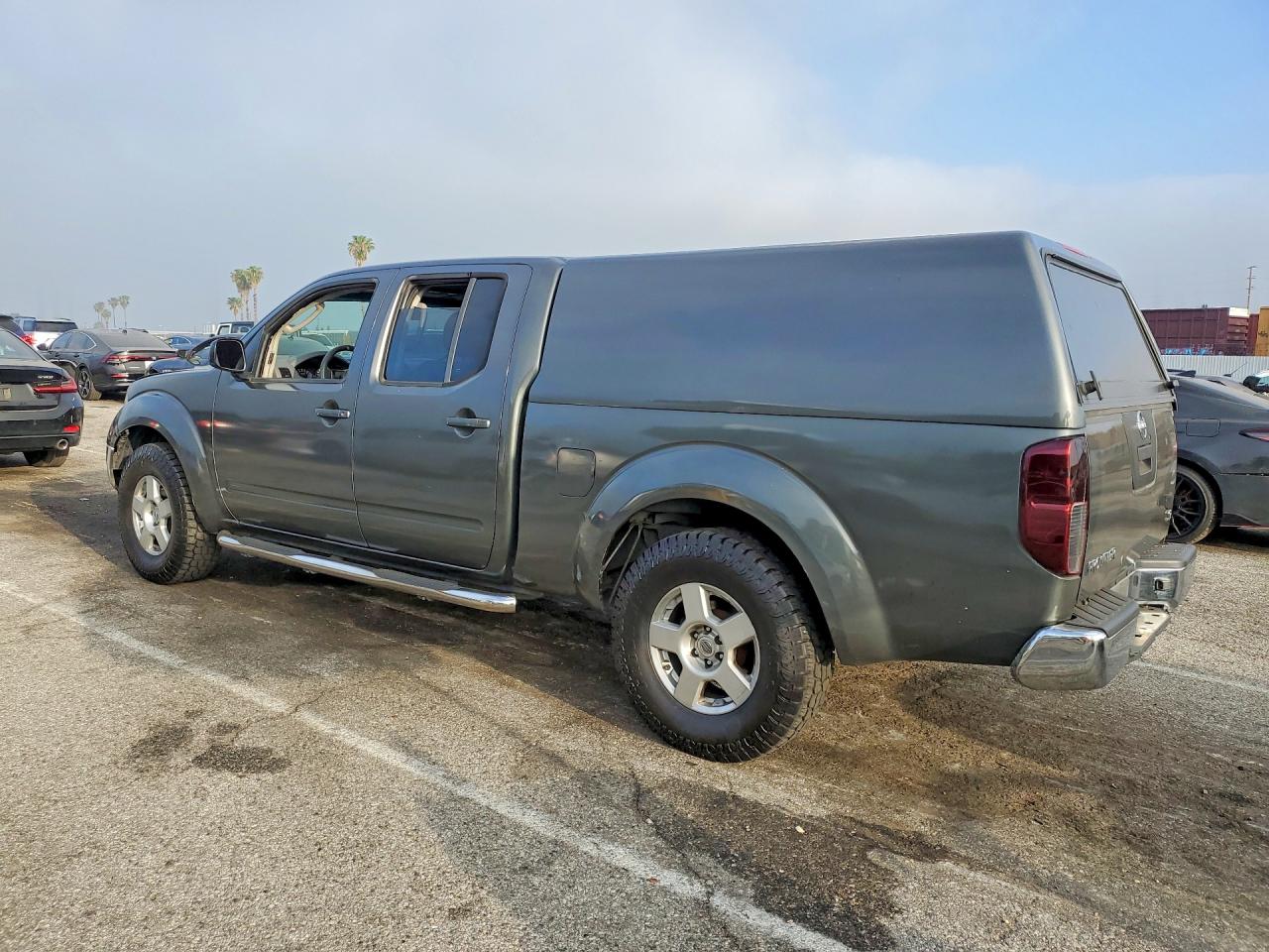 2008 NISSAN FRONTIER SE V6 photo 2