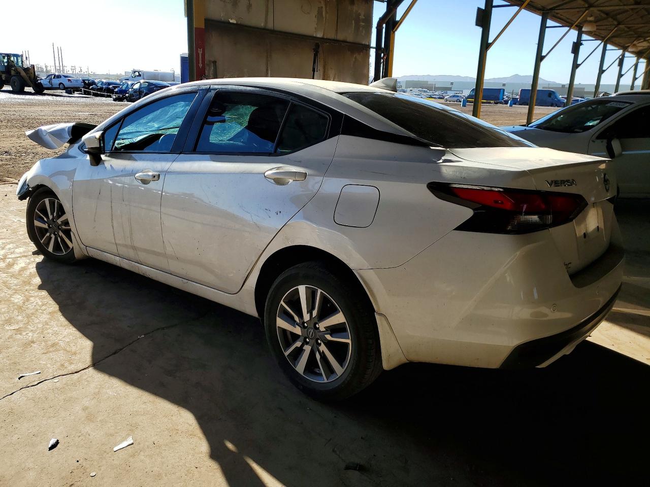 2024 NISSAN VERSA SV photo 2