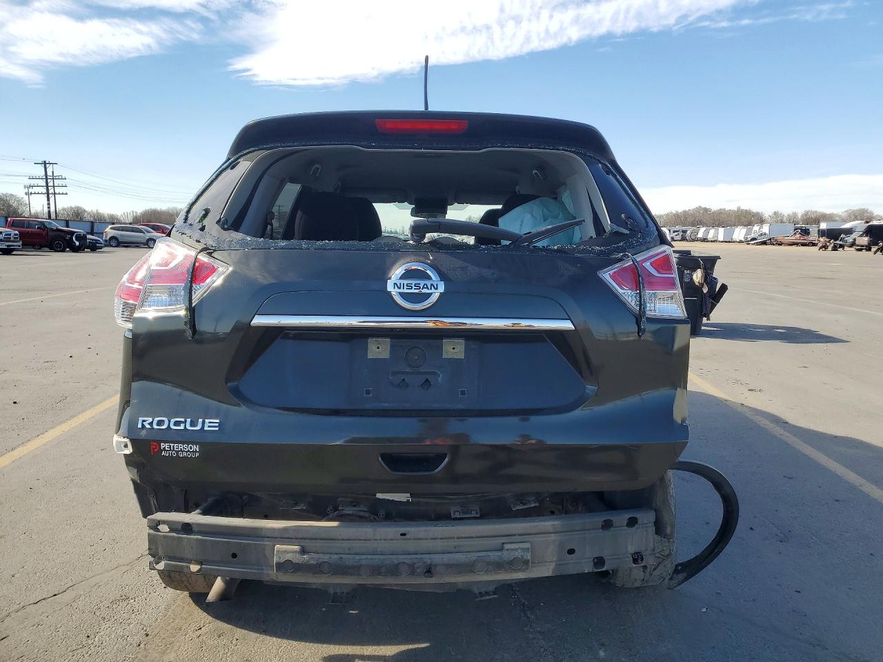 2016 NISSAN ROGUE S photo 11