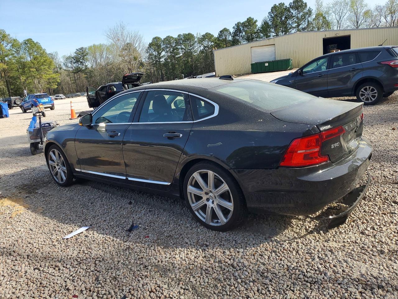 2017 VOLVO S90 T6 INSCRIPTION photo 4