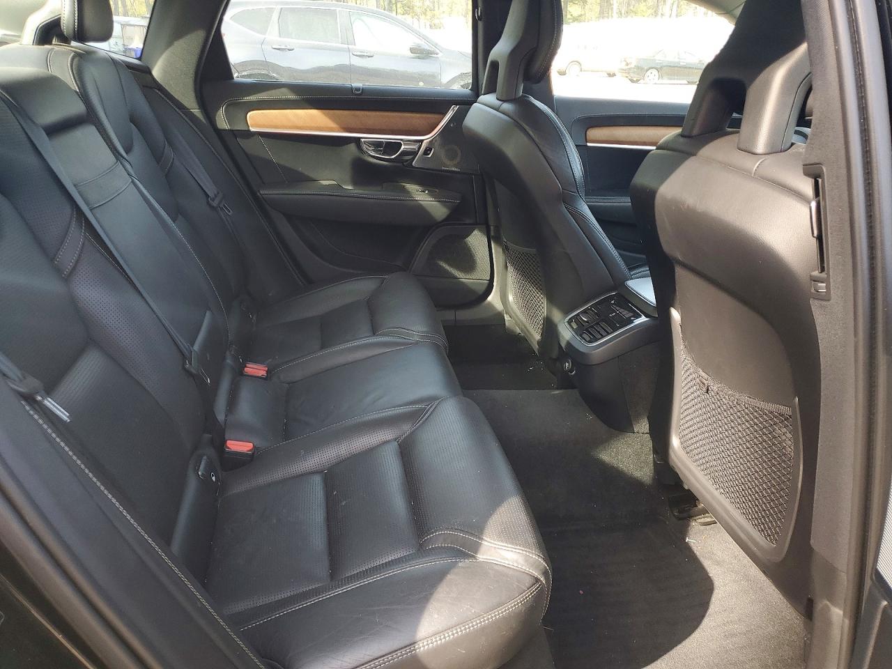 2017 VOLVO S90 T6 INSCRIPTION photo 28