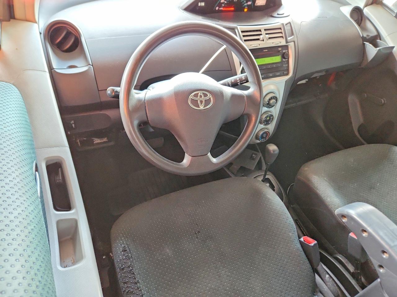 2007 TOYOTA YARIS BASE photo 15