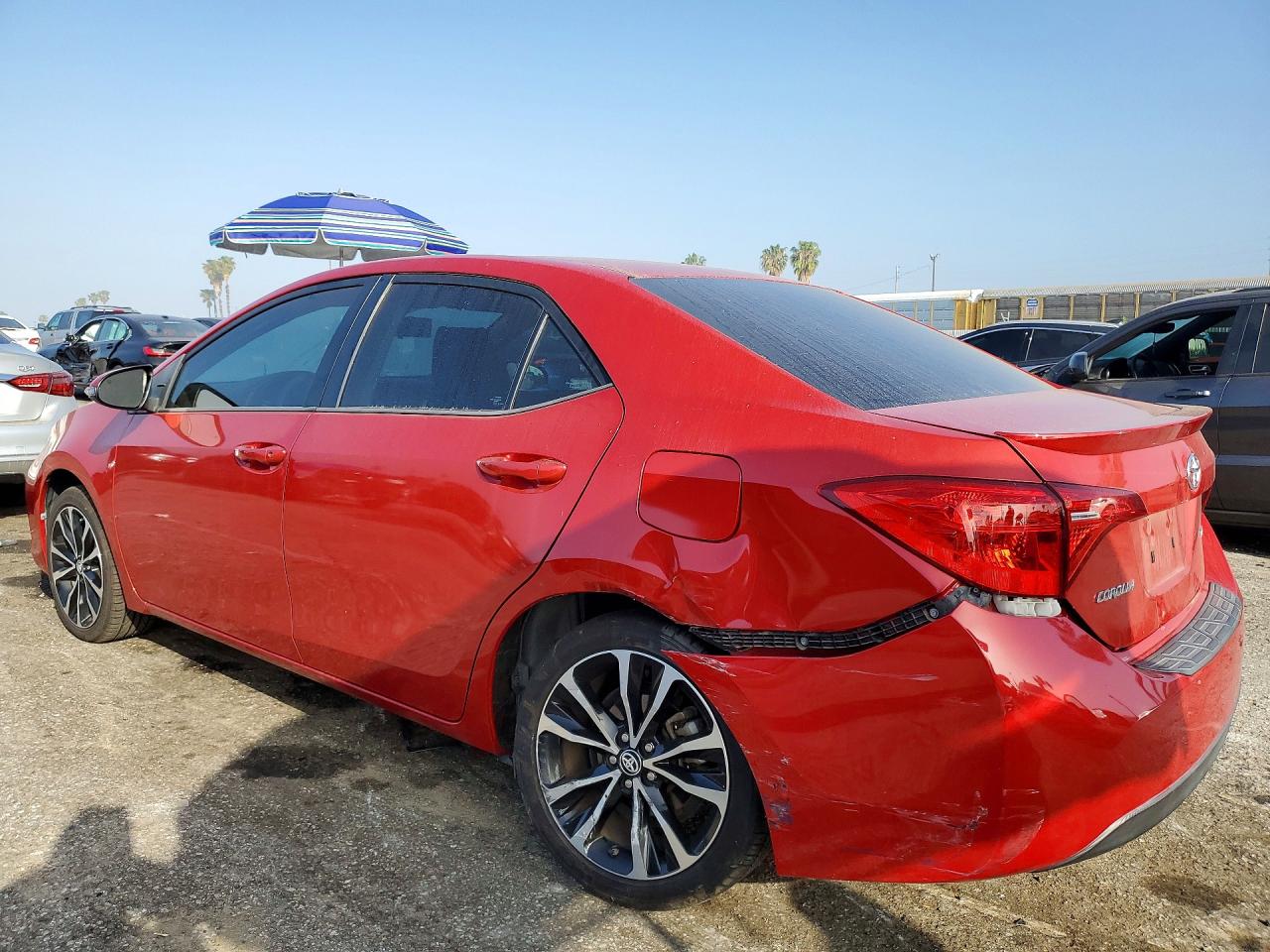 2018 TOYOTA COROLLA SE photo 3