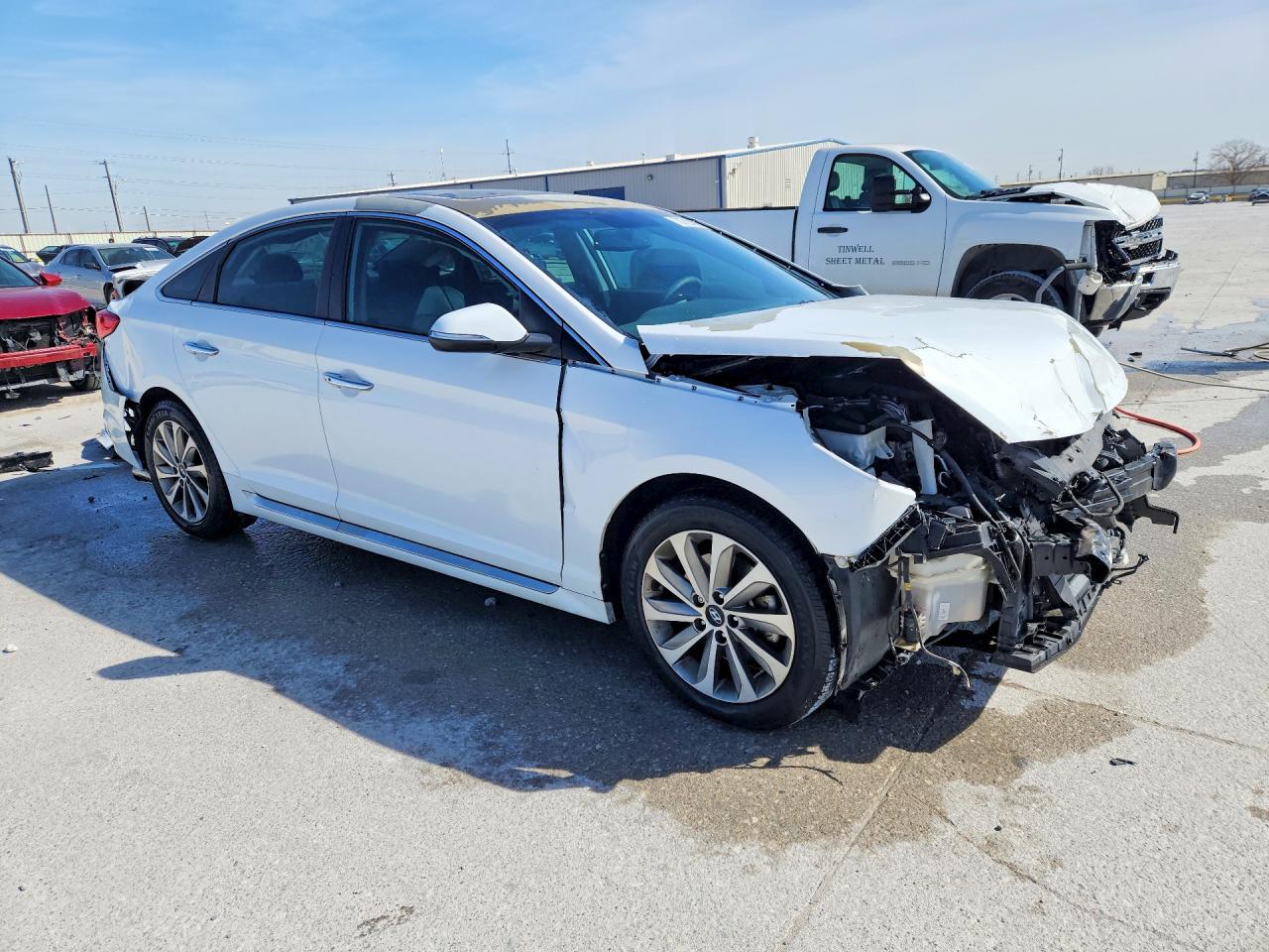 2016 HYUNDAI SONATA photo 4