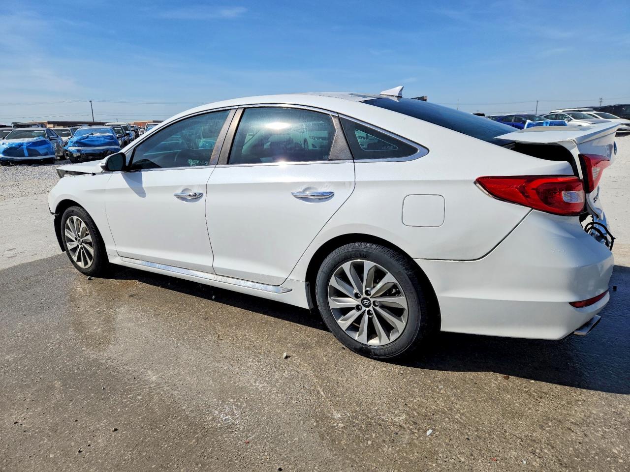 2016 HYUNDAI SONATA photo 2