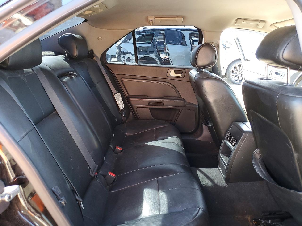 2008 CADILLAC STS photo 19