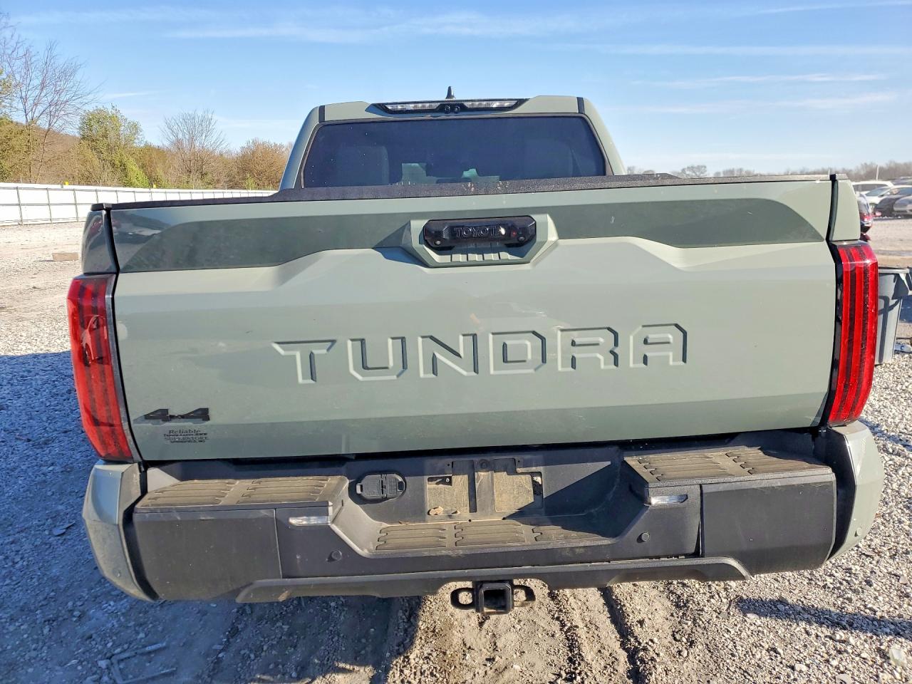 2024 TOYOTA TUNDRA LIMITED HV photo 16