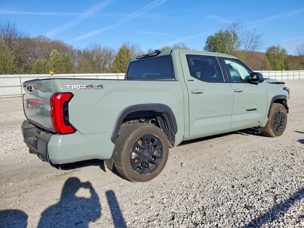 2024 TOYOTA TUNDRA LIMITED HV photo 7