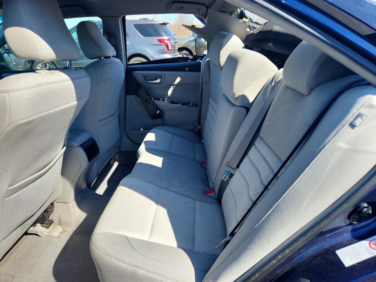 2016 TOYOTA CAMRY LE photo 19