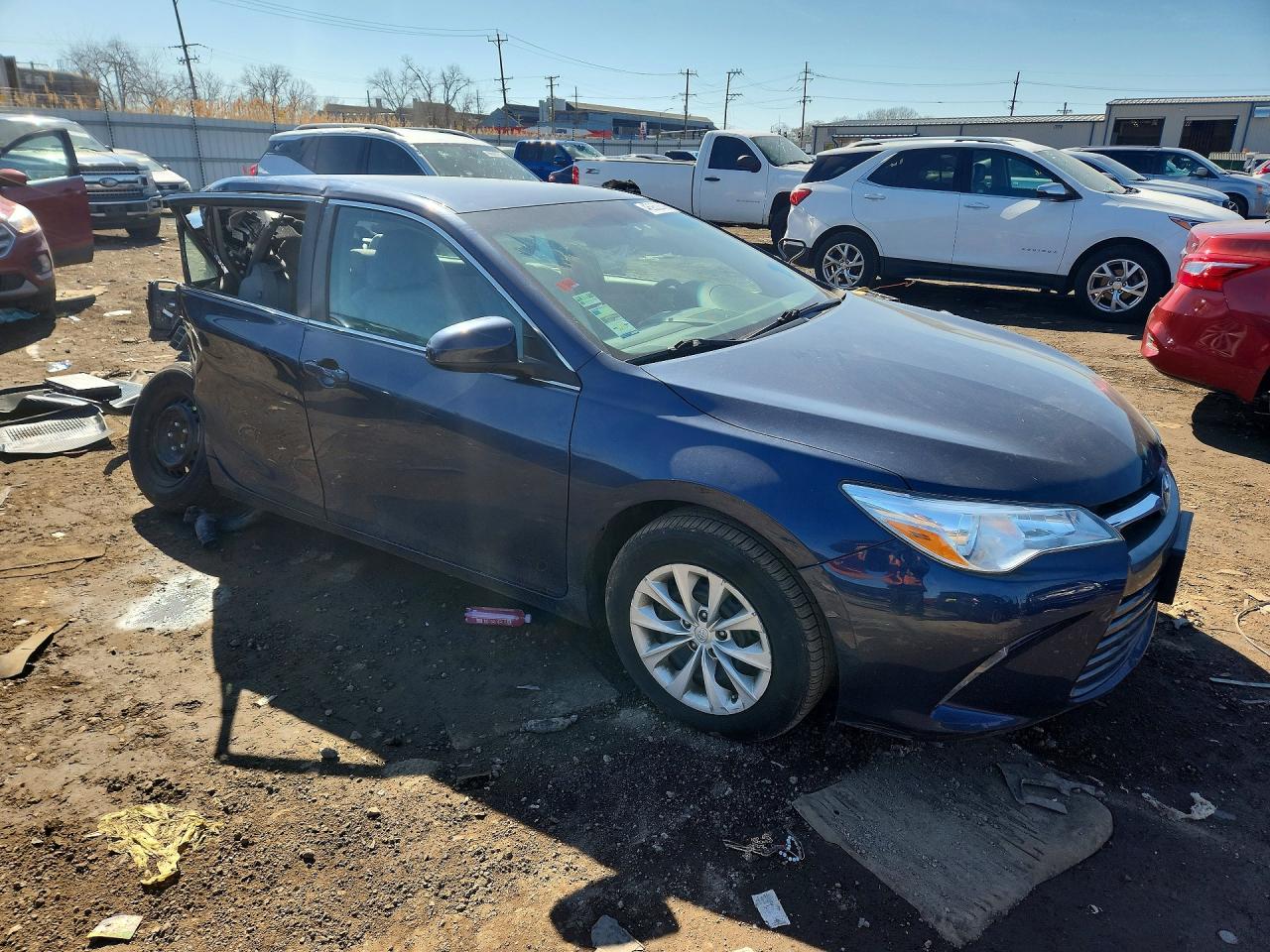 2016 TOYOTA CAMRY LE photo 7