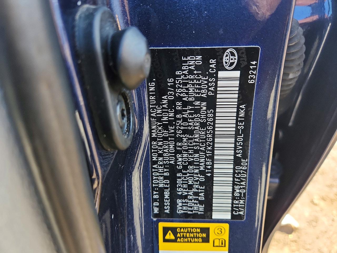2016 TOYOTA CAMRY LE photo 23