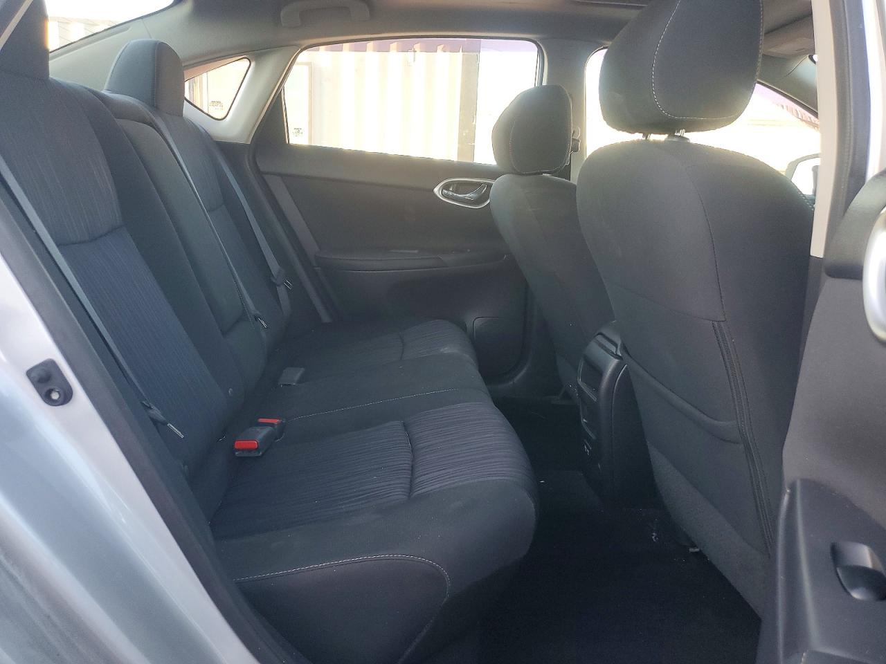 2019 NISSAN SENTRA SV photo 19